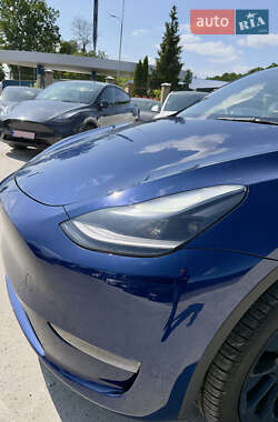 Внедорожник / Кроссовер Tesla Model Y 2024 в 