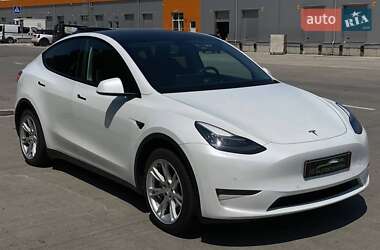 Внедорожник / Кроссовер Tesla Model Y 2021 в 
