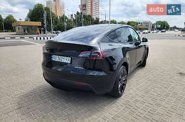 Внедорожник / Кроссовер Tesla Model Y 2023 в 