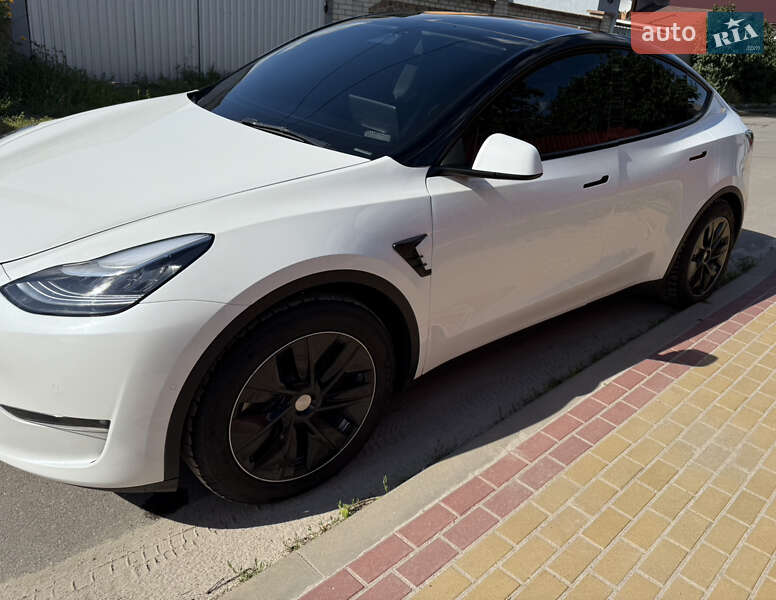 Внедорожник / Кроссовер Tesla Model Y 2021 в Василькове
