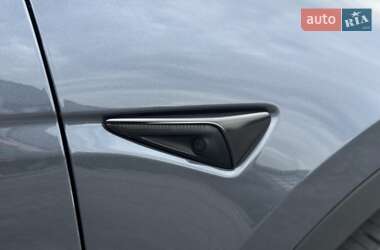 Внедорожник / Кроссовер Tesla Model Y 2023 в 