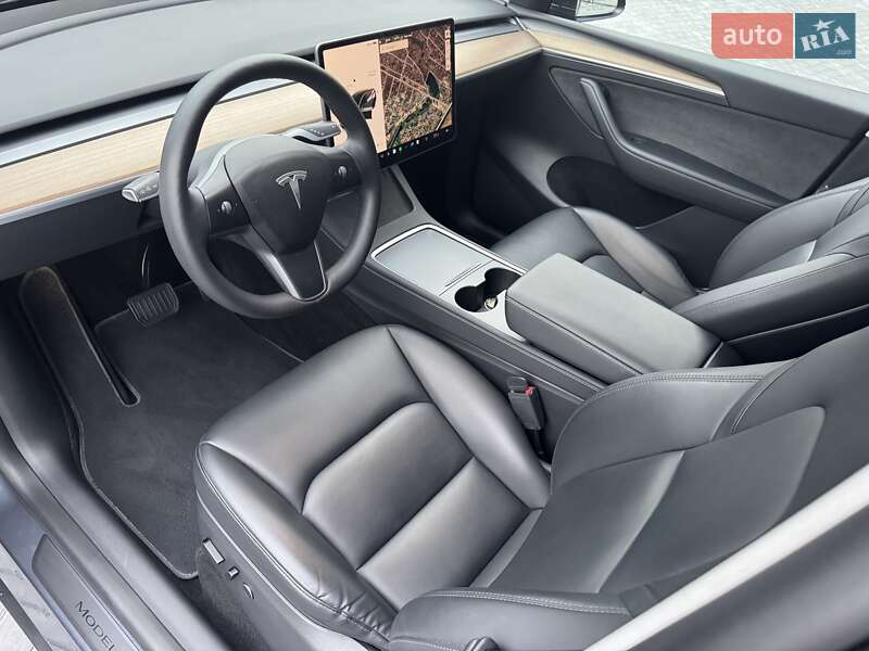 Внедорожник / Кроссовер Tesla Model Y 2023 в Виннице