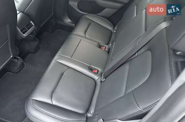 Внедорожник / Кроссовер Tesla Model Y 2023 в 