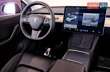 Внедорожник / Кроссовер Tesla Model Y 2021 в 