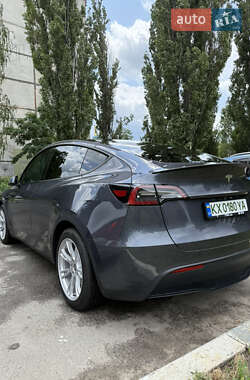 Внедорожник / Кроссовер Tesla Model Y 2023 в 