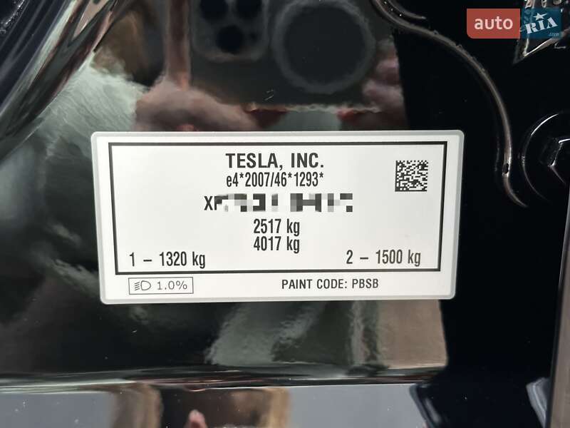 Внедорожник / Кроссовер Tesla Model Y 2025 в 