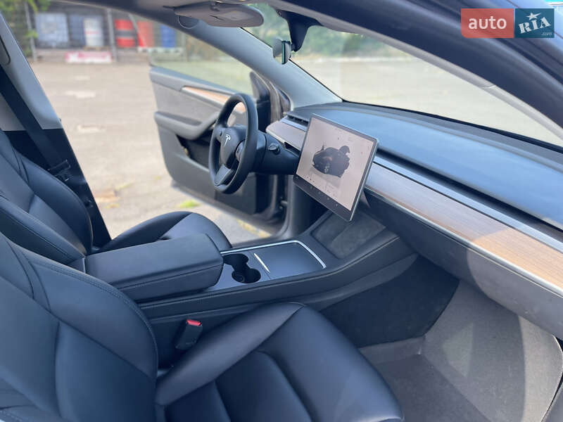 Внедорожник / Кроссовер Tesla Model Y 2022 в Кривом Роге