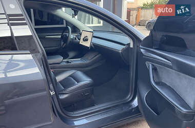 Внедорожник / Кроссовер Tesla Model Y 2022 в 