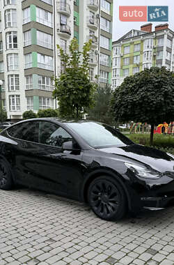 Внедорожник / Кроссовер Tesla Model Y 2022 в 