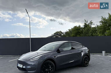 Внедорожник / Кроссовер Tesla Model Y 2023 в 