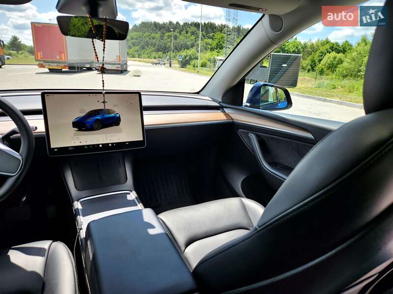Внедорожник / Кроссовер Tesla Model Y 2022 в Львове