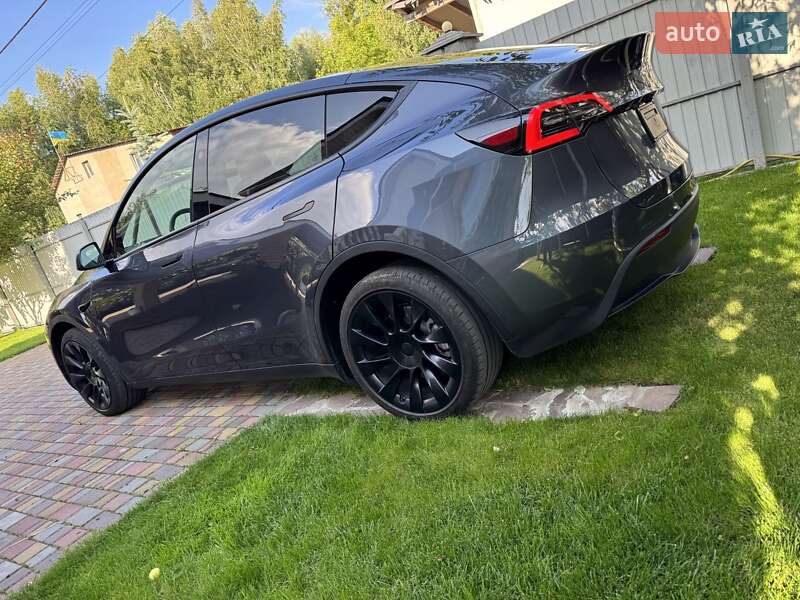 Внедорожник / Кроссовер Tesla Model Y 2023 в Киеве фото 8 Внедорожник / Кроссовер Tesla Model Y 2023 в Киеве
