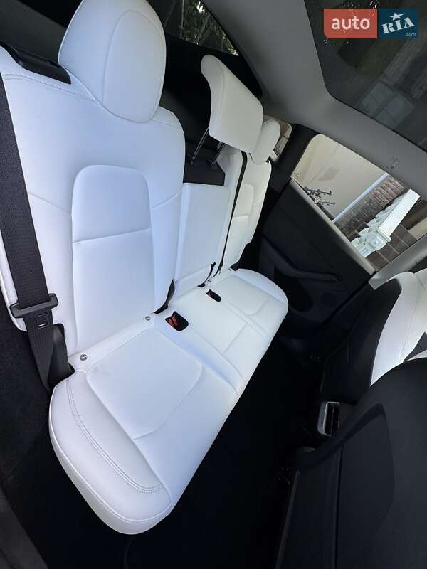 Внедорожник / Кроссовер Tesla Model Y 2023 в Киеве фото 32 Внедорожник / Кроссовер Tesla Model Y 2023 в Киеве