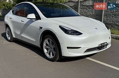 Внедорожник / Кроссовер Tesla Model Y 2024 в 