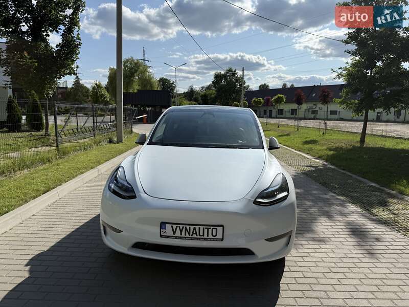 Позашляховик / Кросовер Tesla Model Y 2023 в Львові