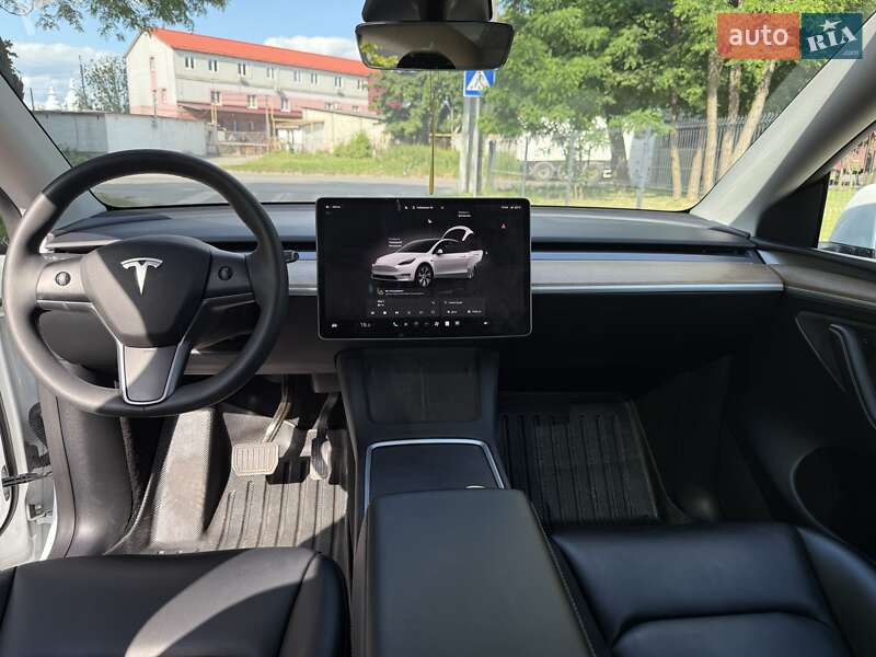 Позашляховик / Кросовер Tesla Model Y 2023 в Львові