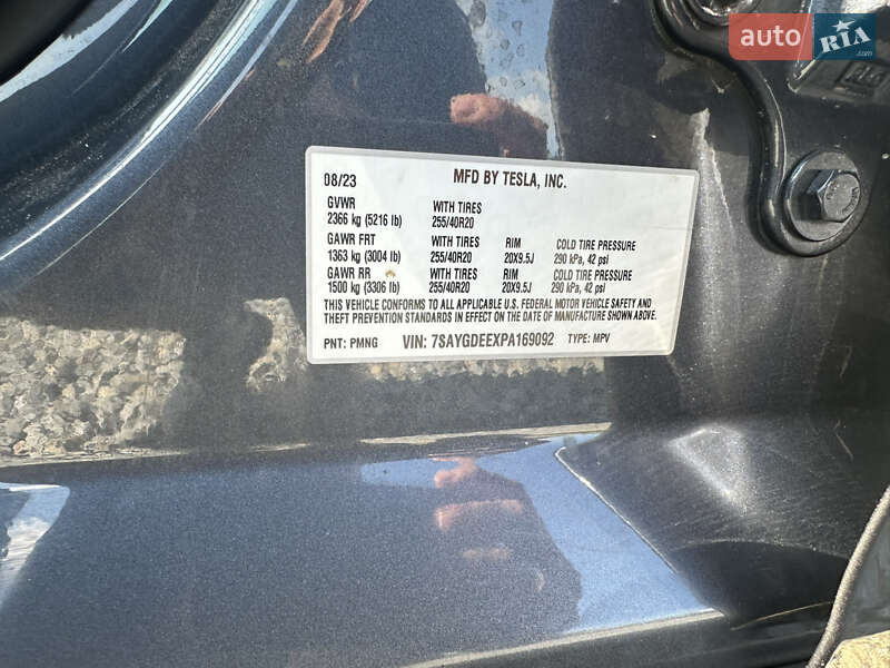 Внедорожник / Кроссовер Tesla Model Y 2023 в Ровно