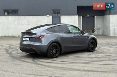 Позашляховик / Кросовер Tesla Model Y 2023 в 