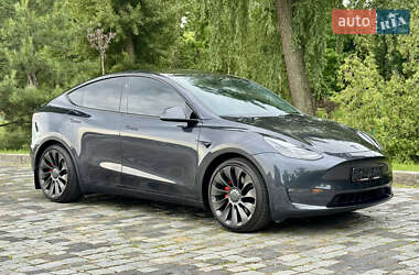 Внедорожник / Кроссовер Tesla Model Y 2024 в 