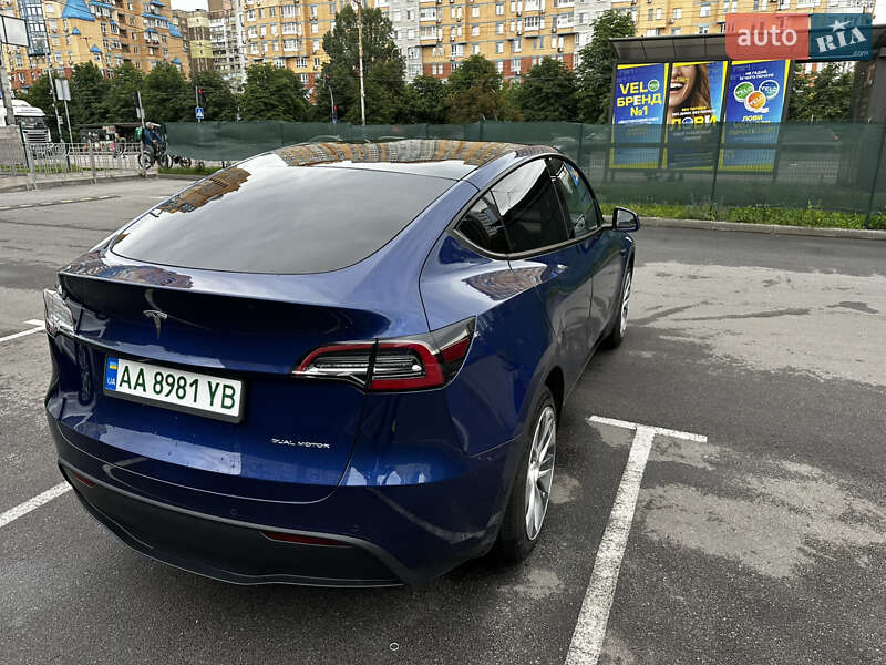 Внедорожник / Кроссовер Tesla Model Y 2020 в Киеве