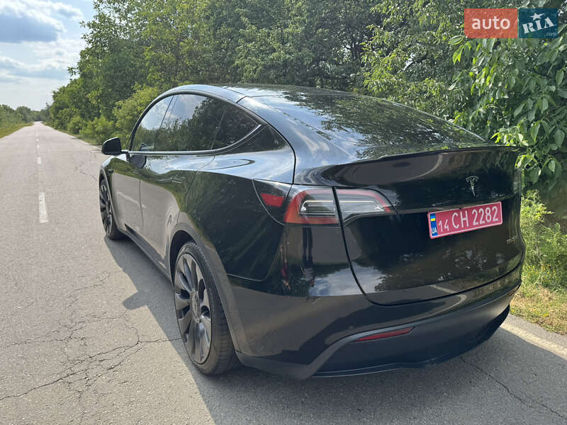 Позашляховик / Кросовер Tesla Model Y 2021 в Вінниці