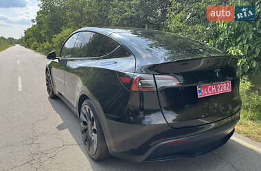 Внедорожник / Кроссовер Tesla Model Y 2021 в 