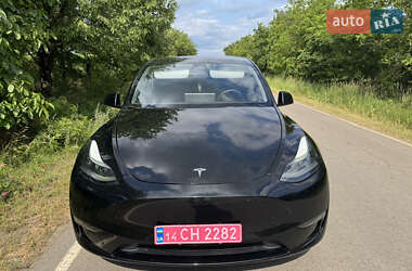 Внедорожник / Кроссовер Tesla Model Y 2021 в 