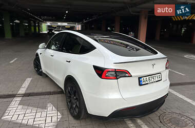 Внедорожник / Кроссовер Tesla Model Y 2022 в 