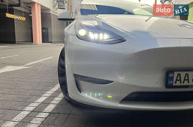 Внедорожник / Кроссовер Tesla Model Y 2022 в 