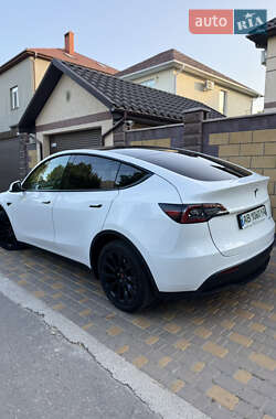 Внедорожник / Кроссовер Tesla Model Y 2022 в 