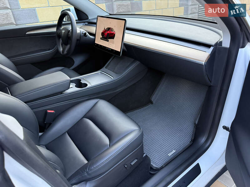 Внедорожник / Кроссовер Tesla Model Y 2022 в Одессе