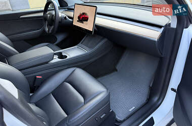 Внедорожник / Кроссовер Tesla Model Y 2022 в 