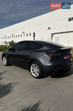 Внедорожник / Кроссовер Tesla Model Y 2023 в 