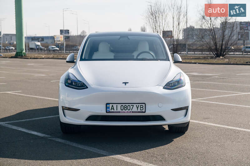 Внедорожник / Кроссовер Tesla Model Y 2021 в Киеве