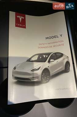 Позашляховик / Кросовер Tesla Model Y 2021 в 