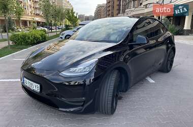 Внедорожник / Кроссовер Tesla Model Y 2022 в Киеве