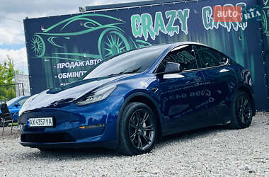 Внедорожник / Кроссовер Tesla Model Y 2023 в 