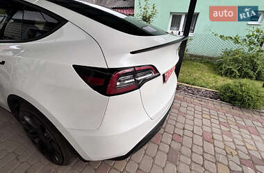 Внедорожник / Кроссовер Tesla Model Y 2020 в 