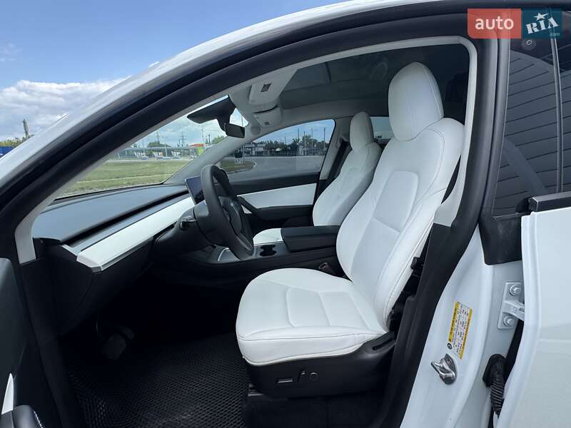 Внедорожник / Кроссовер Tesla Model Y 2021 в Кременчуге
