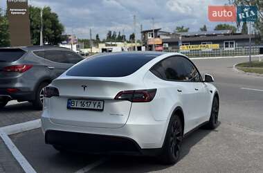 Внедорожник / Кроссовер Tesla Model Y 2021 в 