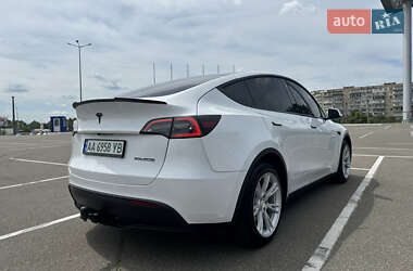 Внедорожник / Кроссовер Tesla Model Y 2021 в 