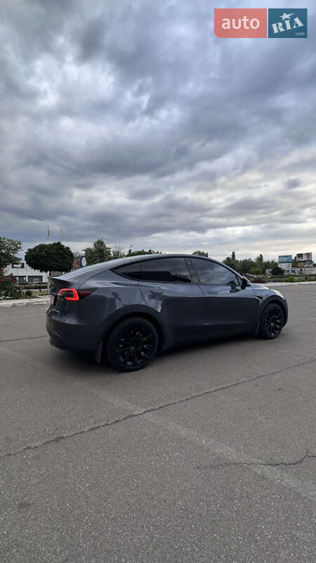 Внедорожник / Кроссовер Tesla Model Y 2022 в 