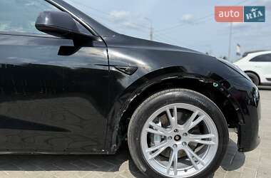 Внедорожник / Кроссовер Tesla Model Y 2021 в 
