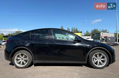 Внедорожник / Кроссовер Tesla Model Y 2022 в 