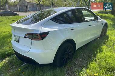 Внедорожник / Кроссовер Tesla Model Y 2023 в 