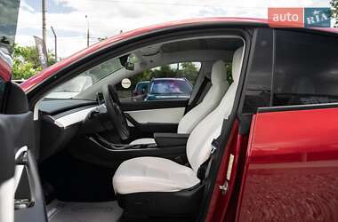 Внедорожник / Кроссовер Tesla Model Y 2020 в 