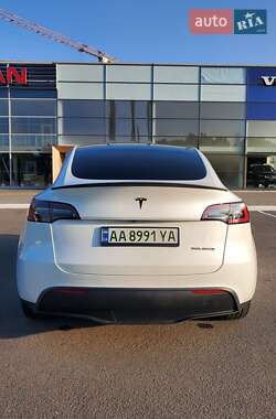 Внедорожник / Кроссовер Tesla Model Y 2022 в 