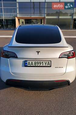 Внедорожник / Кроссовер Tesla Model Y 2022 в 