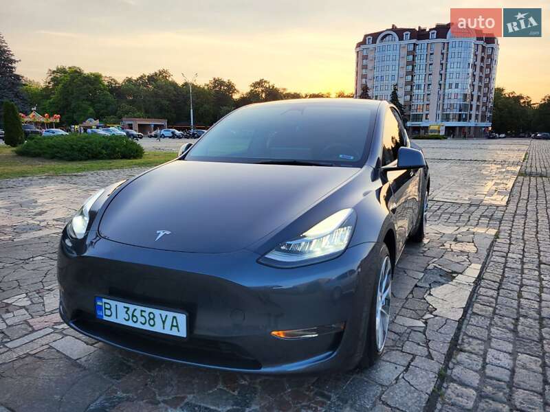 Внедорожник / Кроссовер Tesla Model Y 2022 в Кременчуге