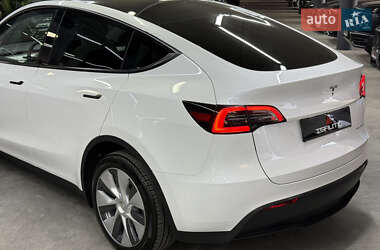 Внедорожник / Кроссовер Tesla Model Y 2023 в 